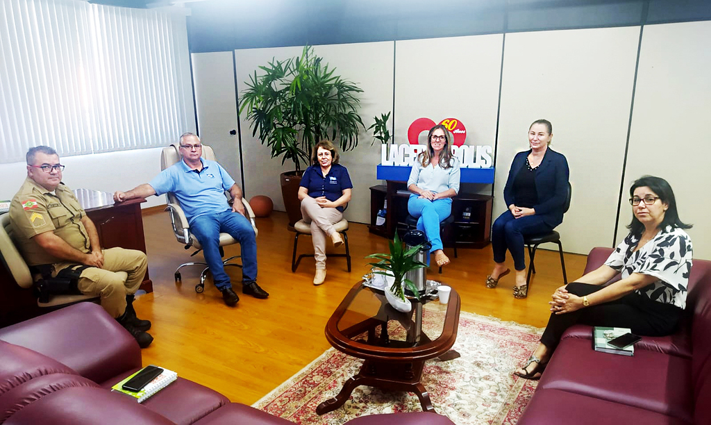 Lacerdópolis: reunião debate sobre segurança nas escolas