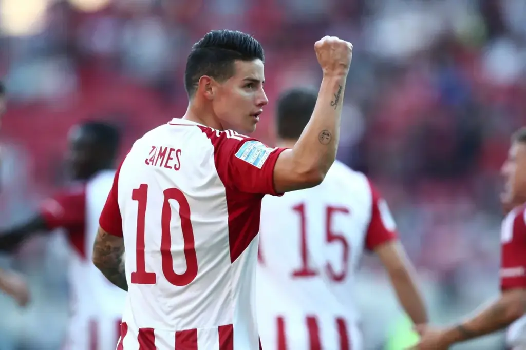  - James Rodríguez — Foto: Divulgação/Olympiacos