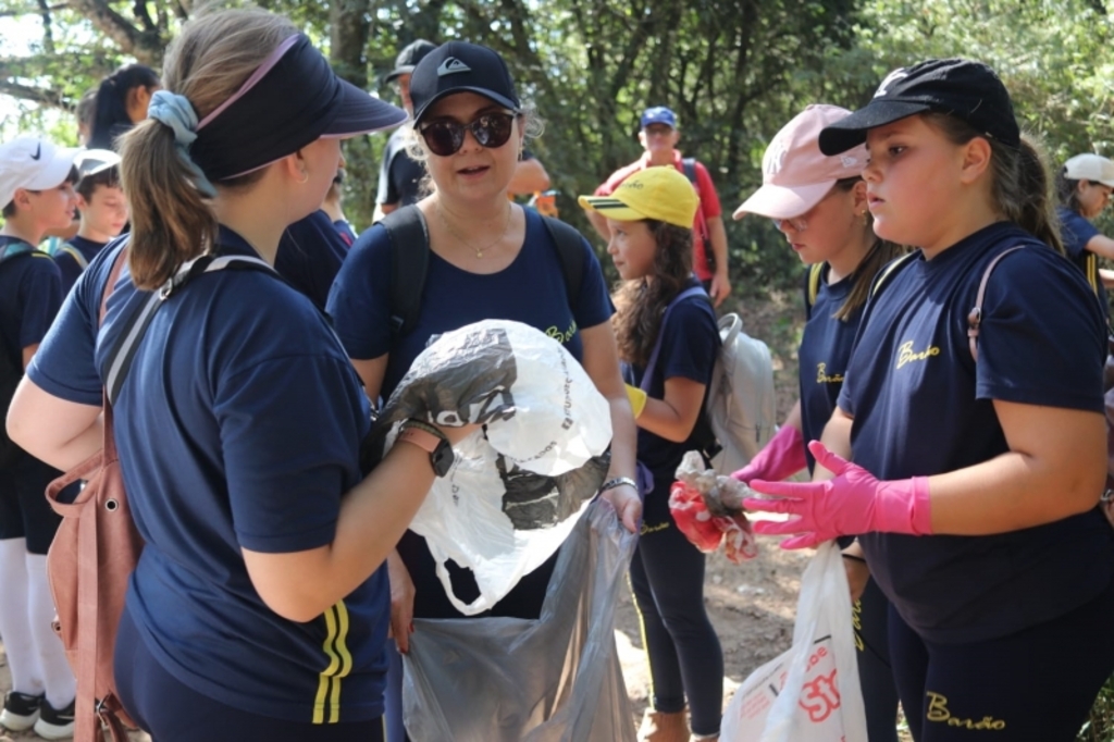 Reprodução - Durante o percurso são abordados com os estudantes temas como fauna e flora local.