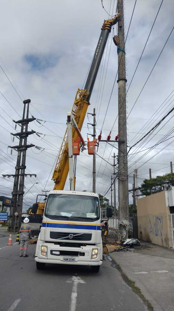 Acidente de trânsito causa alteração no trânsito na Avenida Santos Dumont