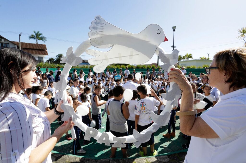 Rede Municipal de Joinville tem dia de atividades especiais com alunos de Escolas e CEIs