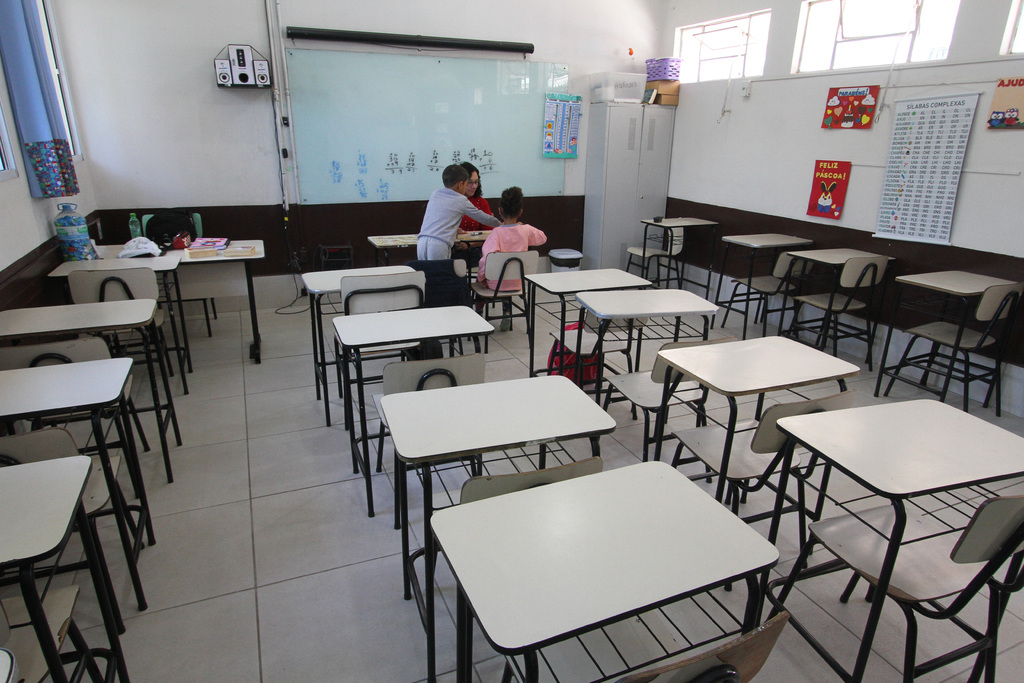Salas de aula vazias marcam dia atípico na educação pelotense