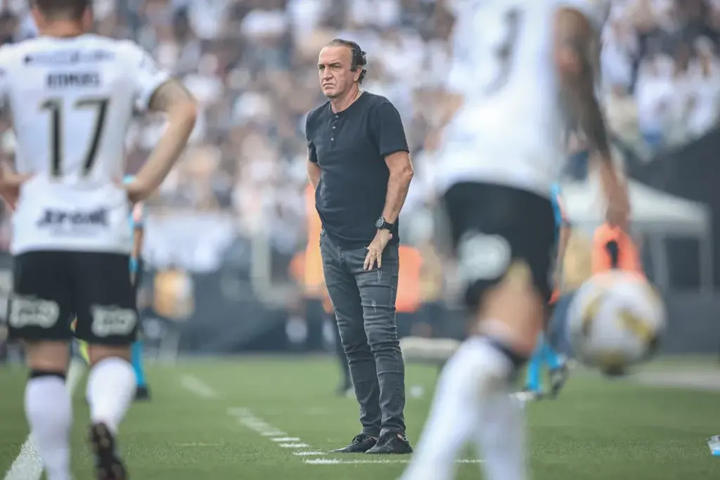  - Cuca, então técnico do Atlético-MG, em duelo contra o Corinthians — Foto: Pedro Souza/Atlético-MG