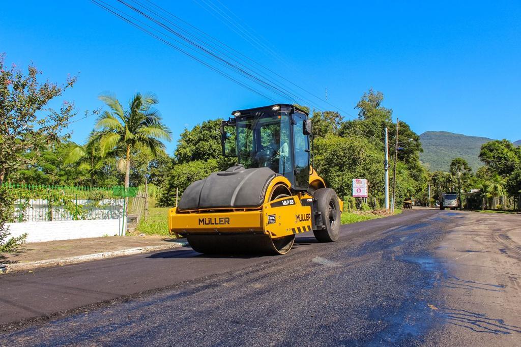 USINA DE ASFALTO REALIZA A 1ª AÇÃO DE 
RECAPEAMENTO NO CENTRO DE PRAIA GRANDE