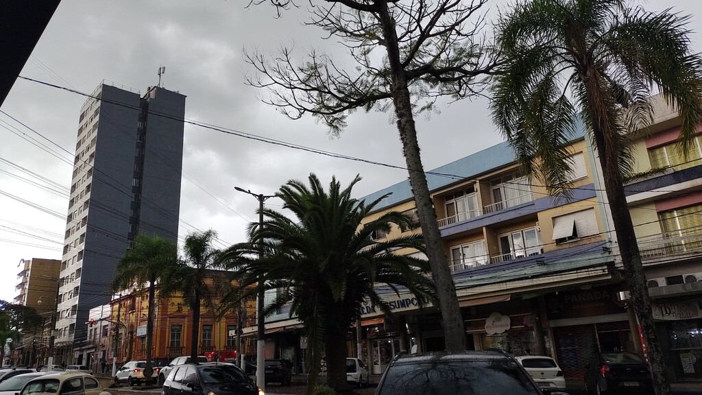 Previsão é de pancadas de chuva