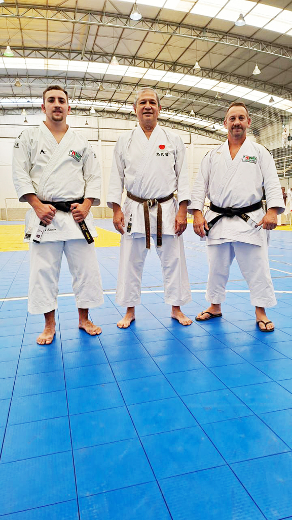 Mestre Saretta e Sensei Bruno Saretta fazem Curso de Karatê em Itajai SC