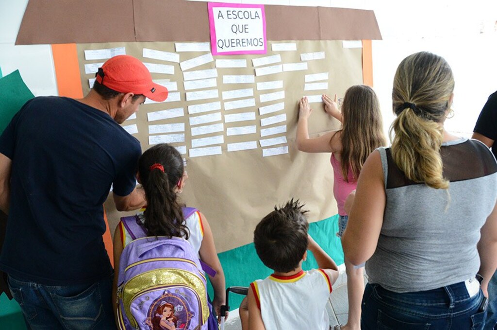 Escolas podem usar verbas de manutenção do ensino em feiras de ciências