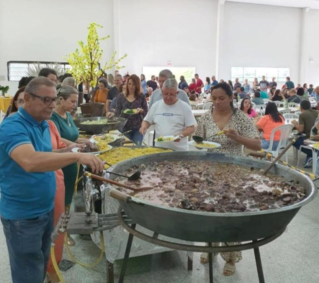 SUCESSO NA VI FEIJOADA DA APAE DE SANTA ROSA DO SUL