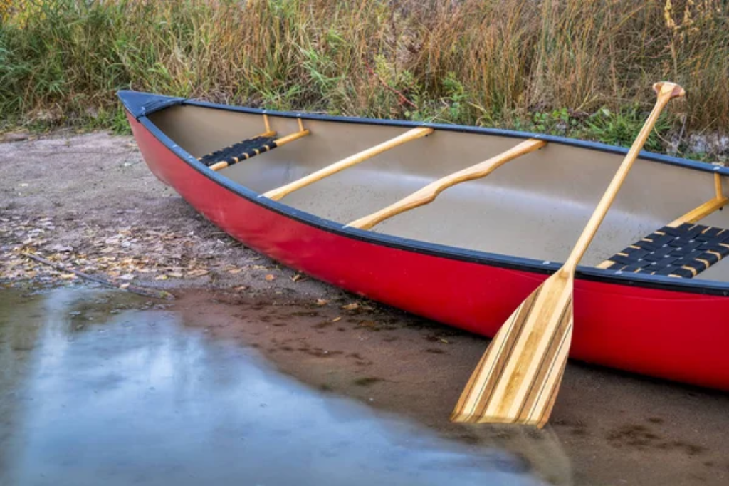 Pescador é encontrado desacordado em canoa no bairro Boa Vista