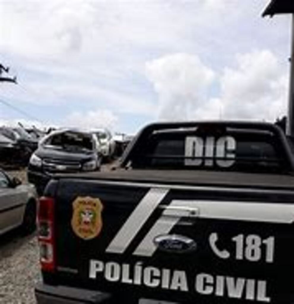 Polícia prende ladrão de residência em Joinville