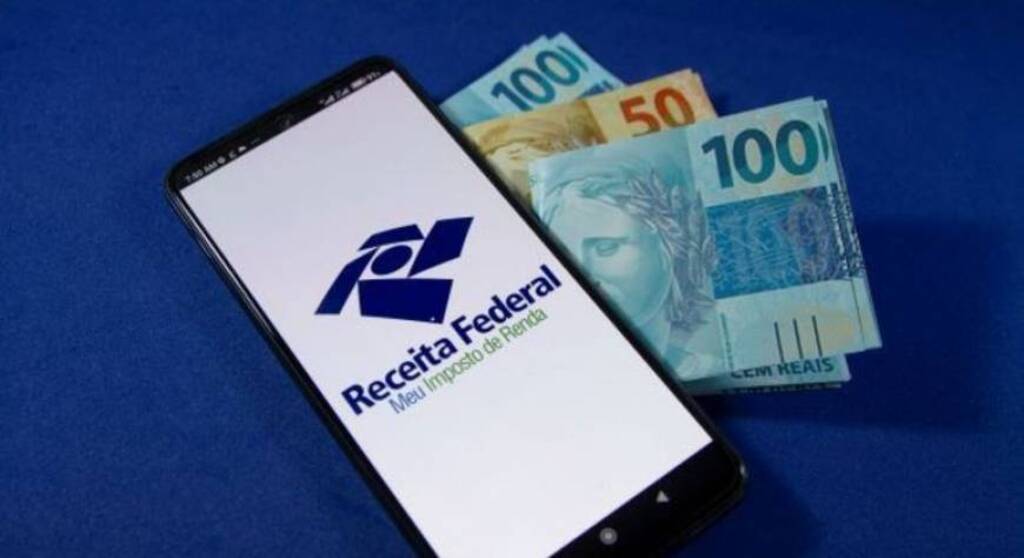 Reprodução - Hoje, a faixa de isenção é de até R$ 1.903,98 (valor em vigor desde 2015) por mês.