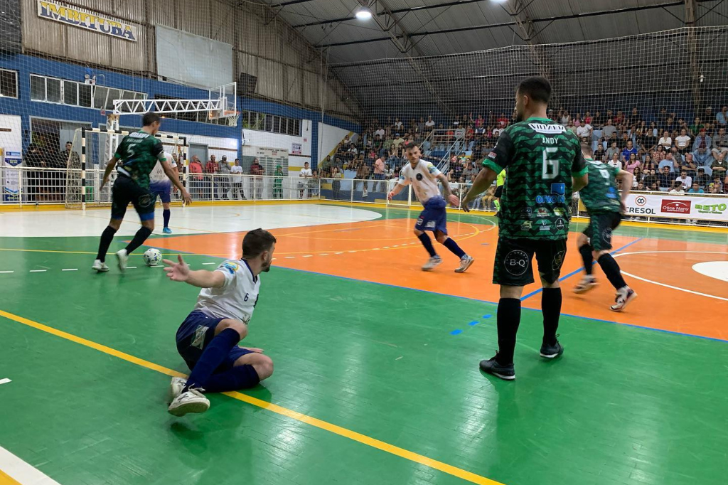 Foto: Otaviano Carvalho - Time do Exército contra o MK Sorveteria