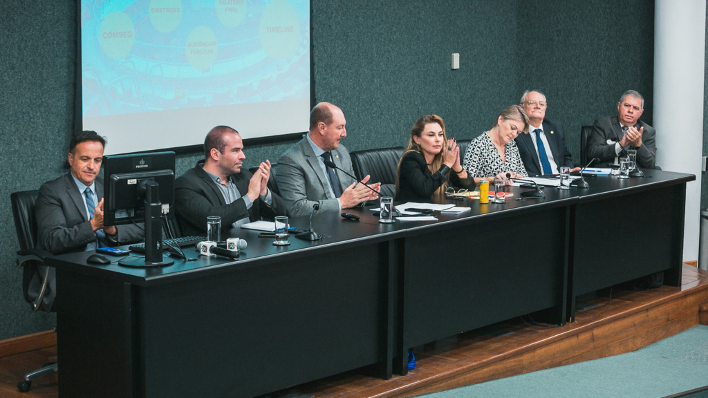 Comitê de segurança nas escolas quer projeto de lei em 90 dias