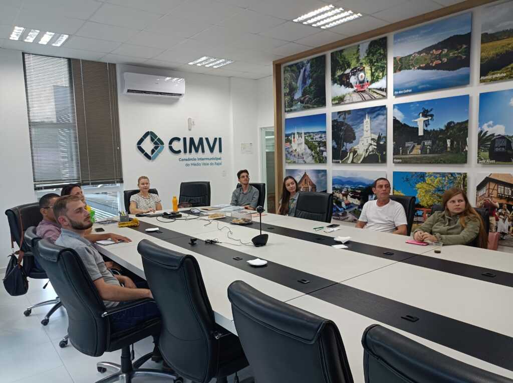 CIDASC CAPACITA MÉDICOS VETERINÁRIOS DO SERVIÇO DE INSPEÇÃO MUNICIPAL CONSORCIADO DO CIMVI