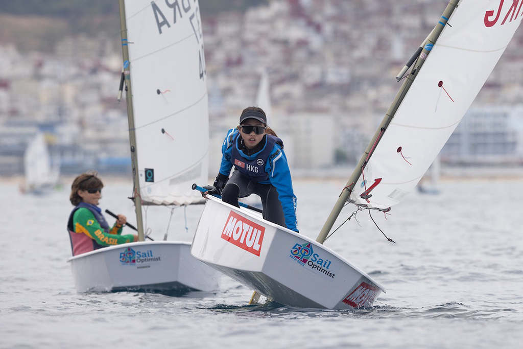 Atleta de Garopaba é destaque em competição internacional de regatas