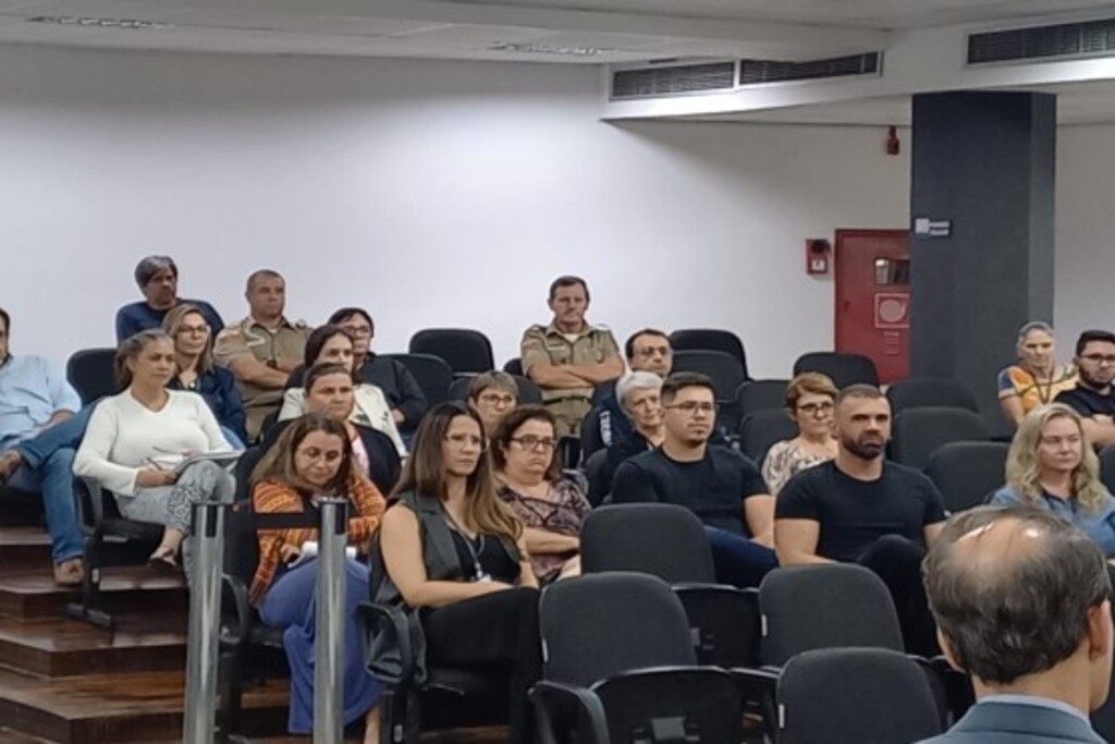 Receita Federal, em palestra no Fórum de Joinville, incentiva destinação social do IRPF