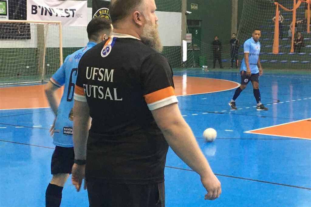 título imagem UFSM estreia na Série Ouro de Futsal neste sábado à noite