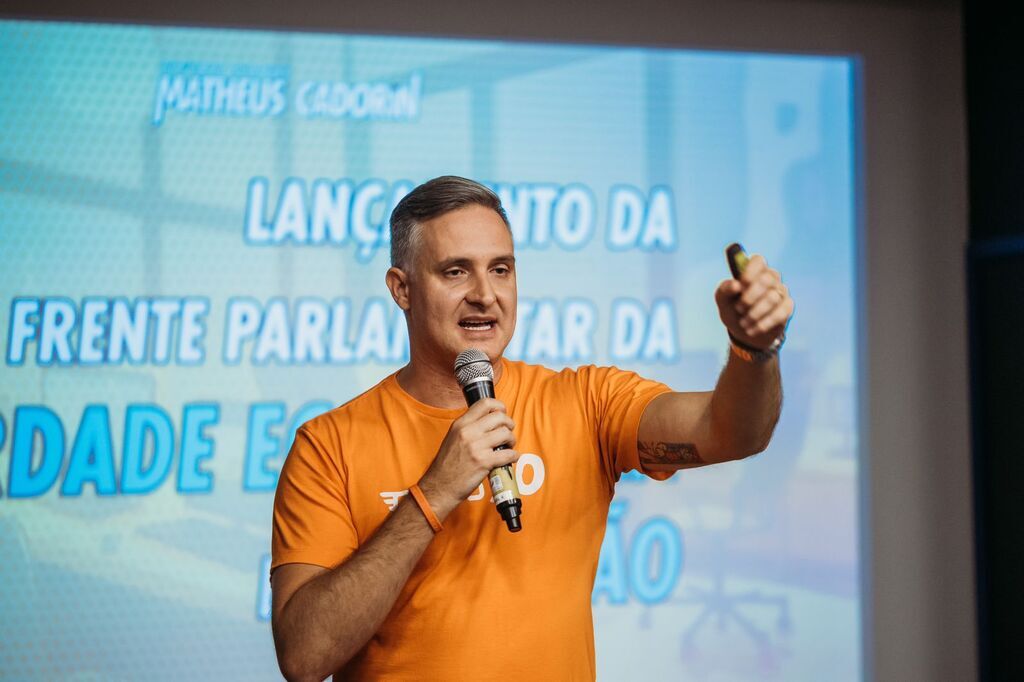  - - Deputado estadual Matheus Cadorin, Partido Novo, tem experiência como empreendedor e gestor.