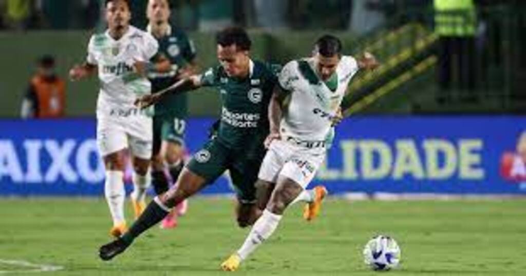 Palmeiras goleia Goiás e assume a vice-liderança do Brasileirão