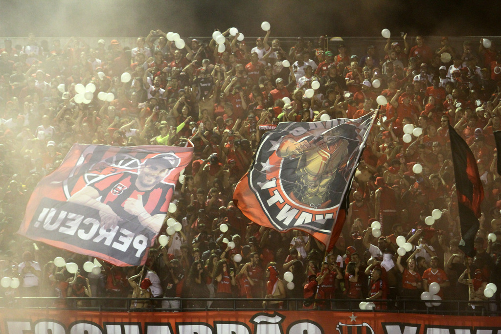 Foto: Jô Folha - DP - Sanção foi de três partidas sem público, além de multa de R$ 30 mil