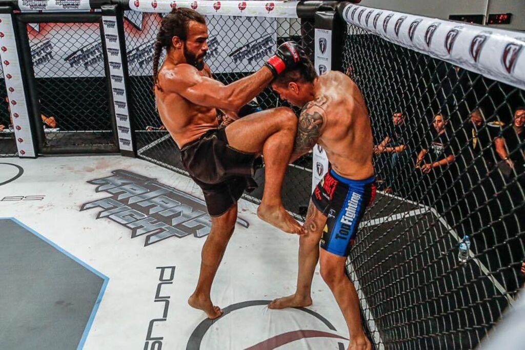 Nos EUA, lutador pelotense busca regularização para voltar a competir no MMA