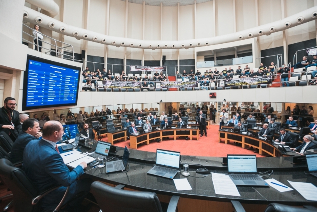 Reforma administrativa do Governo do Estado é aprovada na Alesc