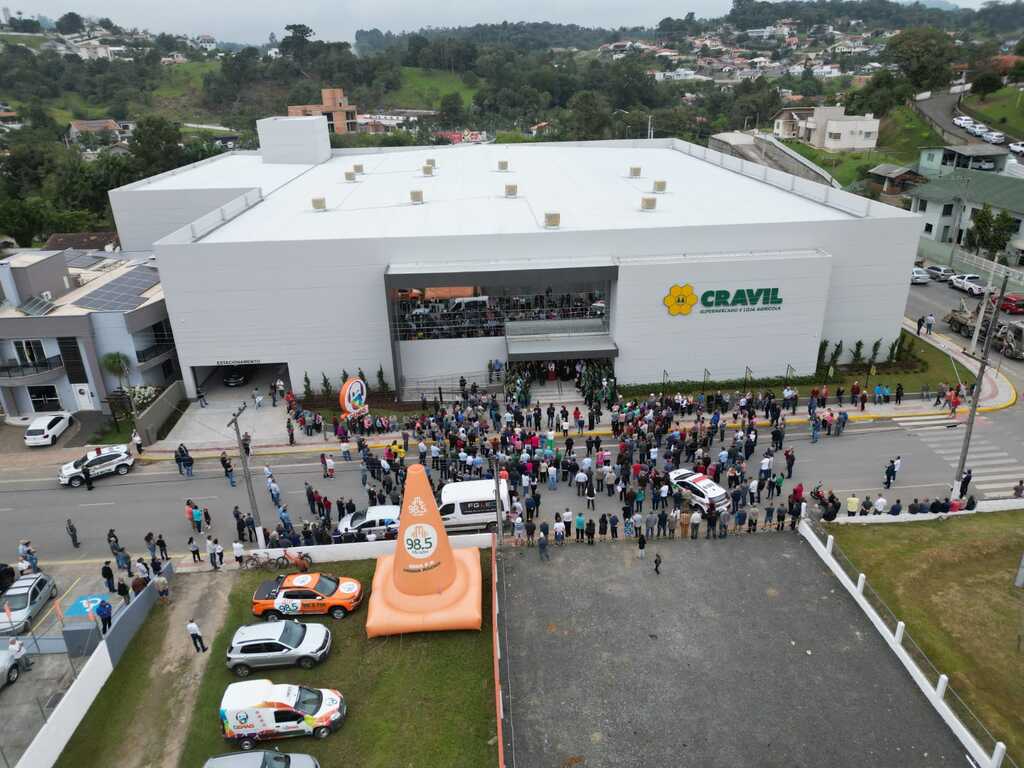 Em Taió, Cravil inaugura nova estrutura do Supermercado e Loja Agrícola