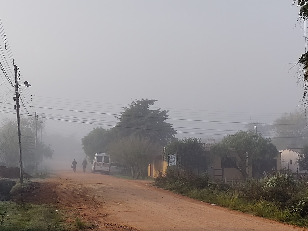 Niela Bittencourt - Registro do início da manhã de hoje na zona Leste