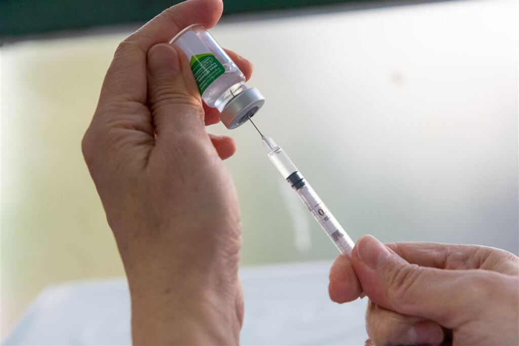Vacina da influenza está disponível para a população a partir dos 6 meses de idade em Santa Maria