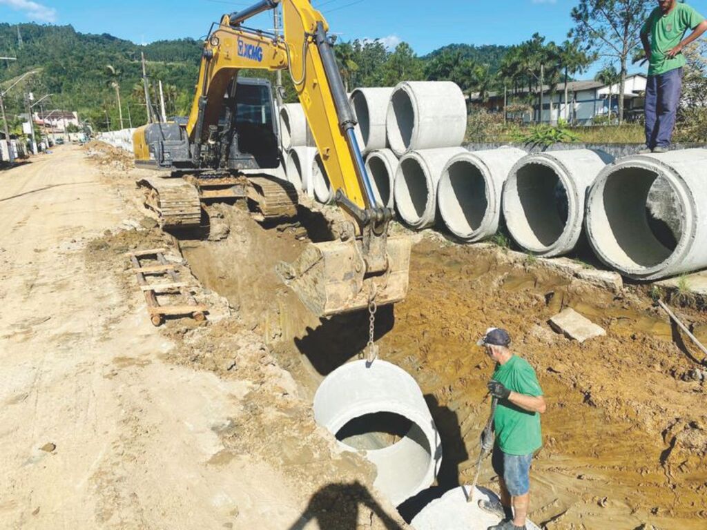 Centro de Rodeio recebe macrodrenagem