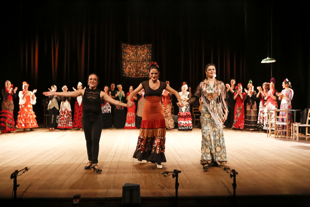 Companhia de Flamenco realiza espetáculo