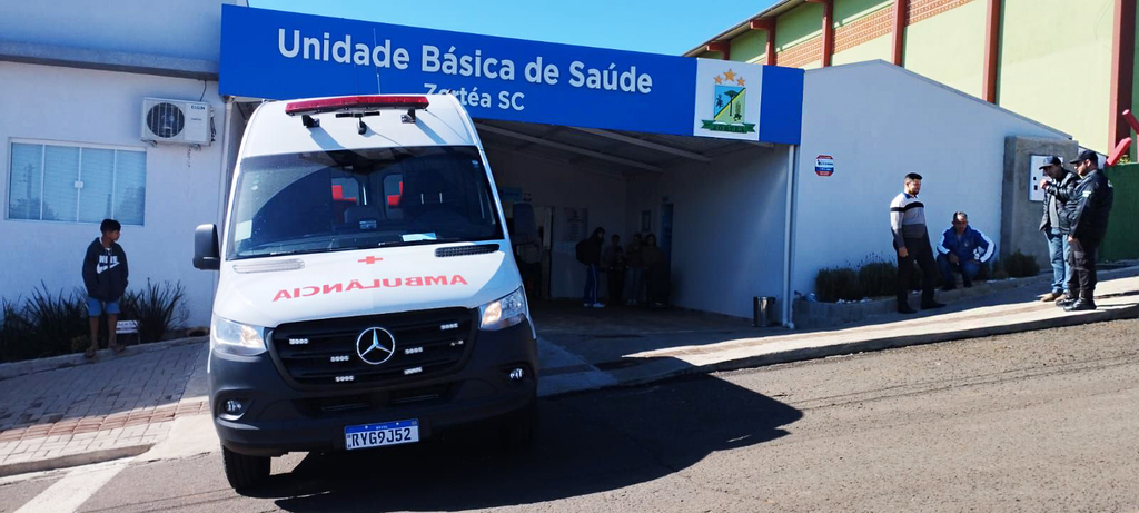 Prefeitura de Zortéa adquire ambulância
