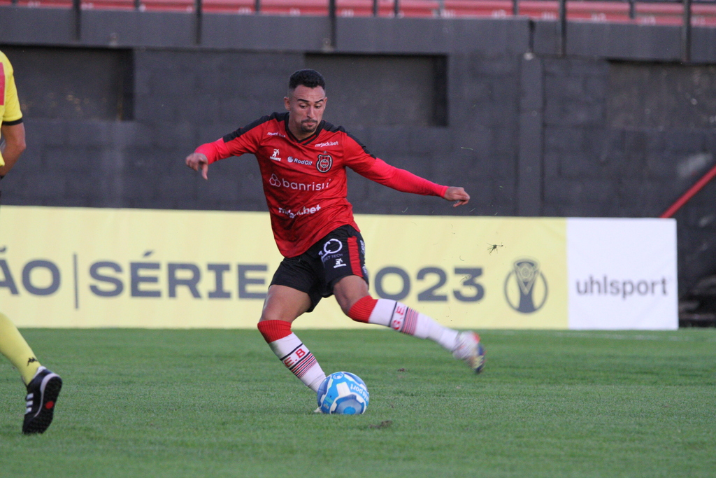 Foto: Italo Santos - Especial DP - Ele foi titular em todas as partidas nas quais esteve à disposição de Zimmermann nesta temporada: 16 ao total