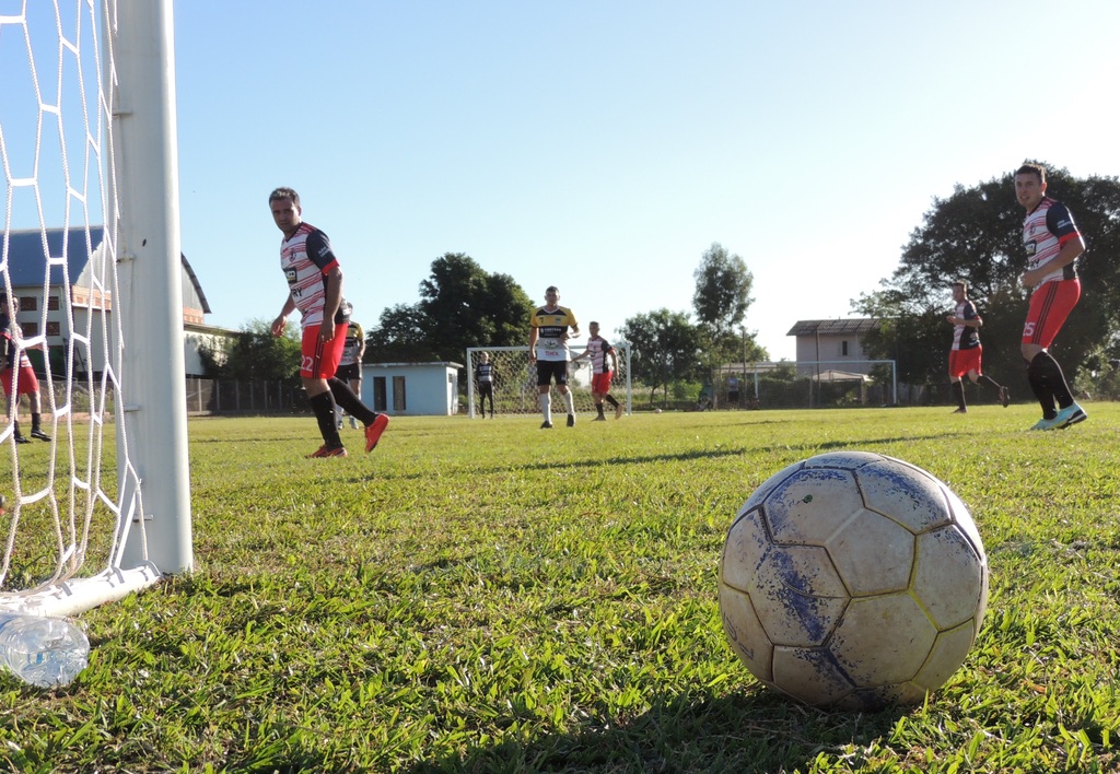 Jogos definem finalistas do Campeonato Municipal de Futebol 7