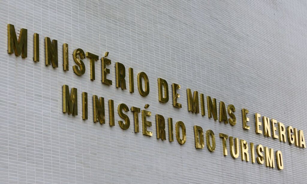 Lideranças se reúnem hoje em Brasília por termelétrica de Rio Grande