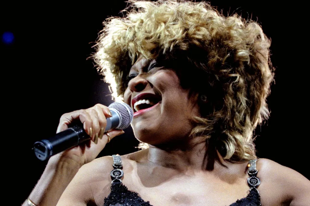 Tina Turner, cantora americana rainha do rock n' roll, morre aos 83 anos