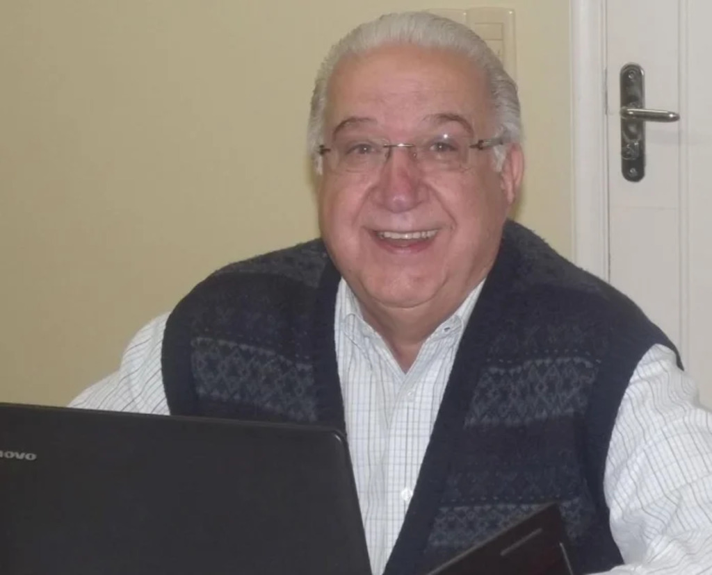 Foto: Arquivo - Professor Cunha tinha 84 anos e era conhecido pela comunidade por seu carisma
