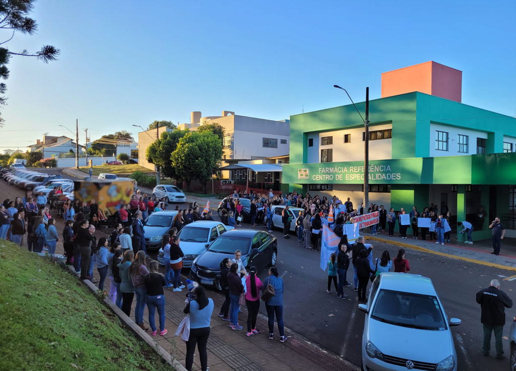 Servidores realizam novas manifestações nesta semana