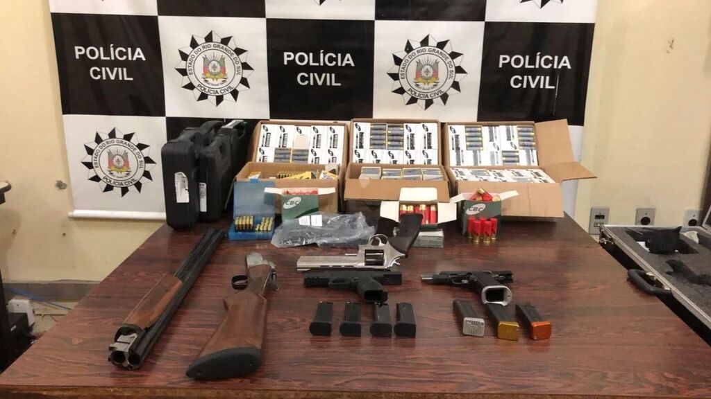 título imagem Polícia Civil de São Gabriel indicia médico pelos assassinatos de ex-mulher e de militar do Exército
