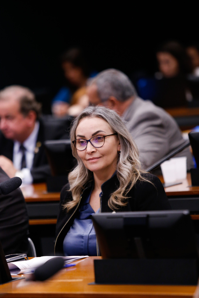 Daniela Reinehr vota contra Arcabouço Fiscal do governo
 