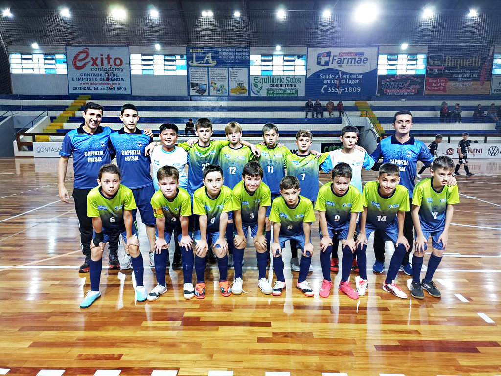 Equipes de Futsal da FME de Capinzal busca em Joaçaba a classificação para os quadrangulares semifinais