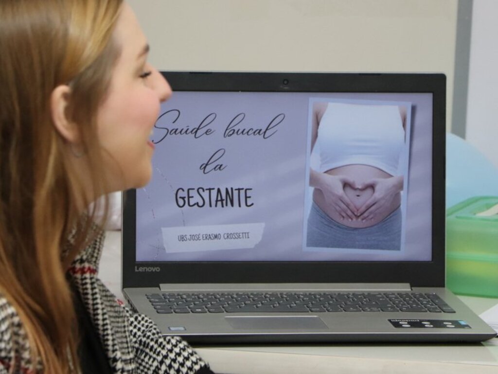título imagem Unidade Básica de Saúde José Erasmo Crossetti realiza ação sobre saúde bucal com grupo de gestantes