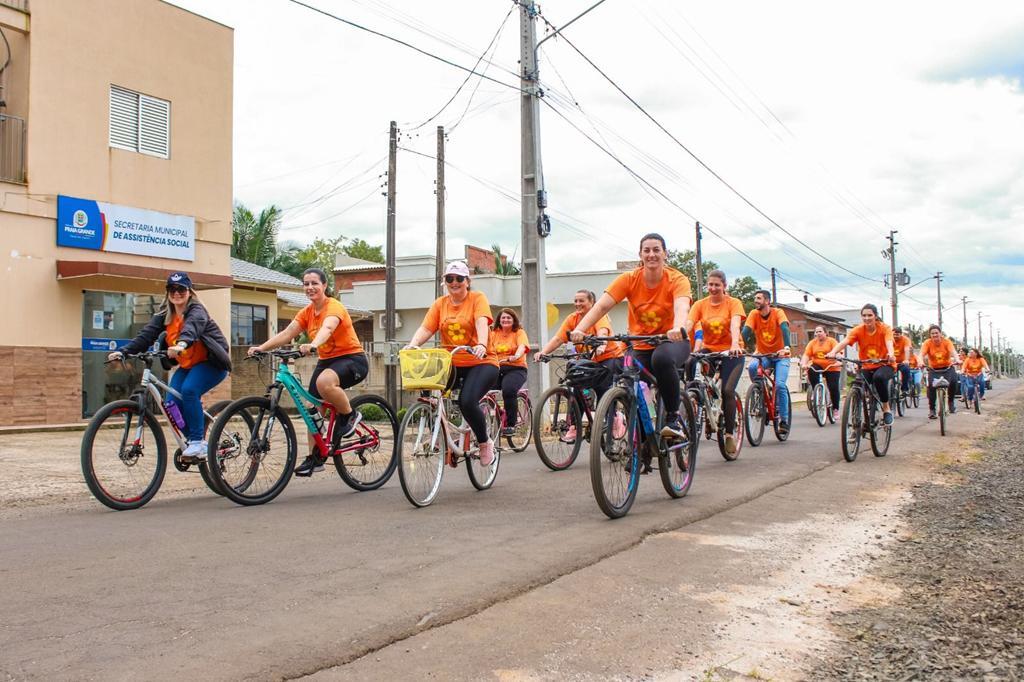PEDAL DO MAIO LARANJA REUNIU APOIADORES EM PRAIA GRANDE