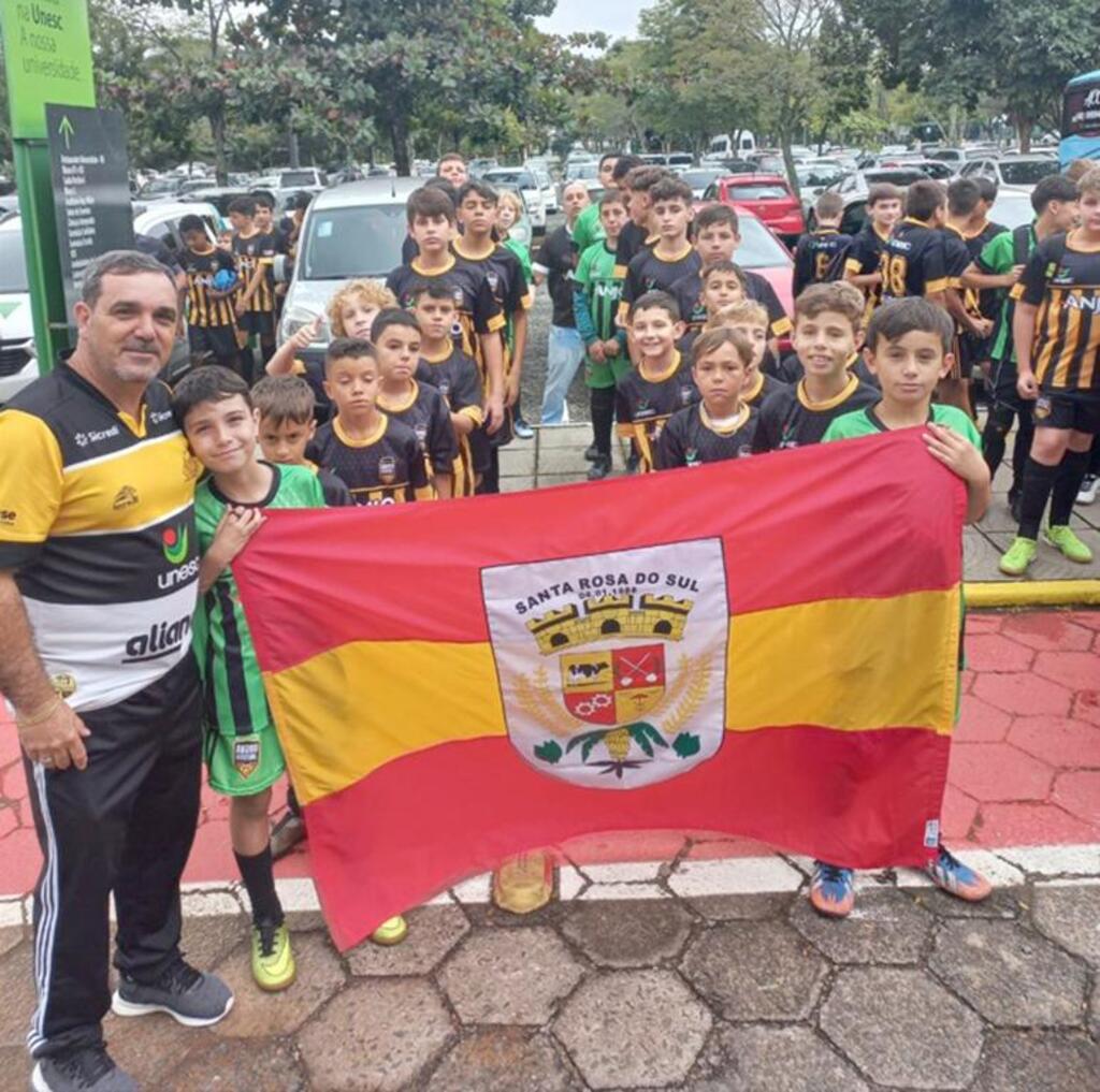 MUNICÍPIO DE SANTA ROSA DO SUL ESTEVE PRESENTE NO FESTIVAL ANJOS FUTSAL