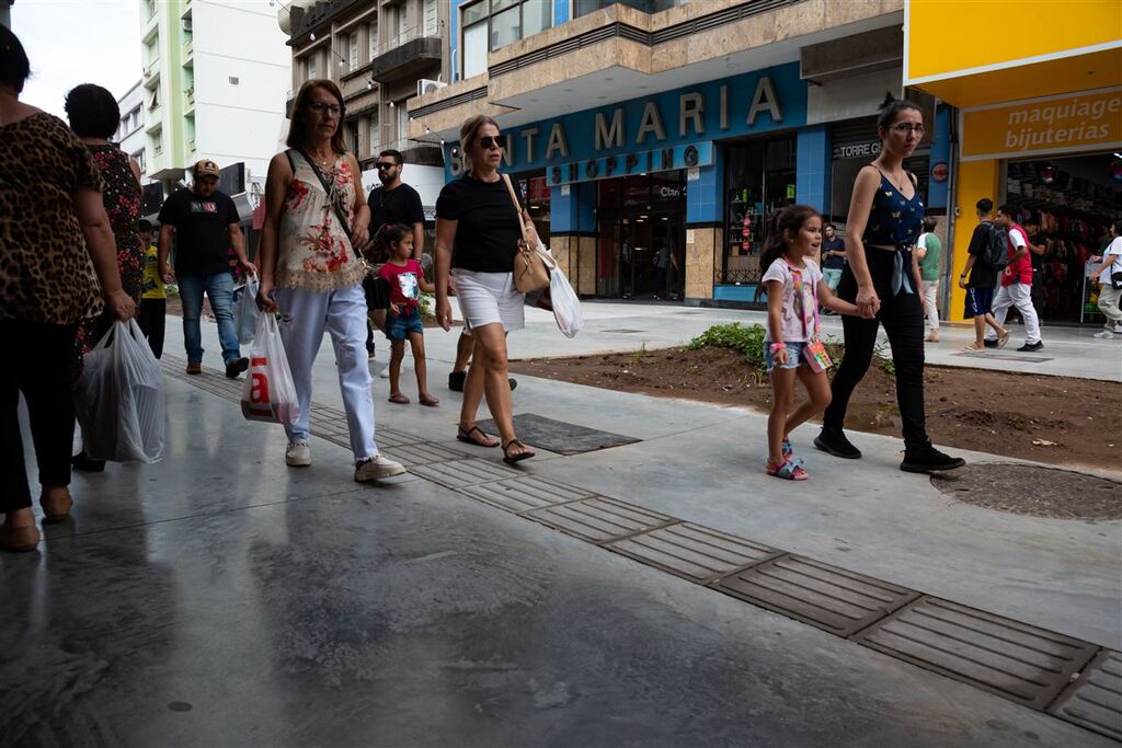 Veja o que abre e o que fecha no feriado de Tiradentes em Santa Maria