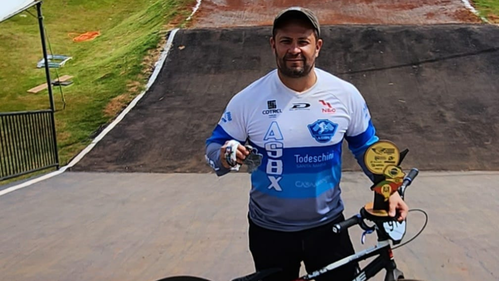 Santa-mariense conquista o campeonato Sul brasileiro de Bicicross