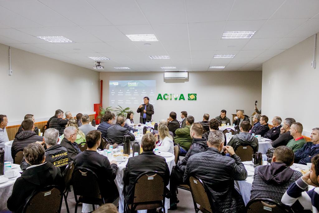 ACIVA e Sicoob Credisulca promoveram o primeiro “Café com o Presidente” deste ano