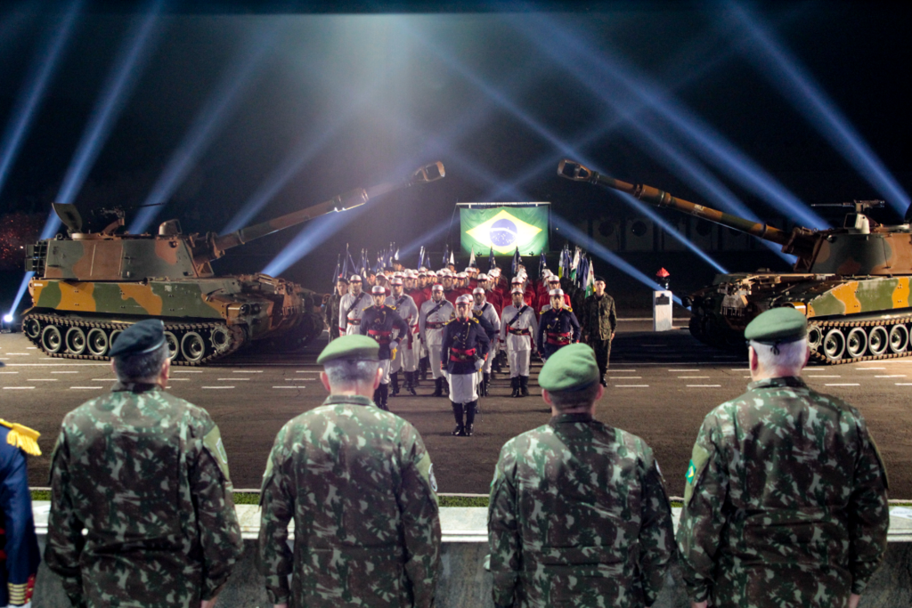 Solenidade nacional sediada no Regimento do Mallet comemora os 222 anos do Patrono da Artilharia