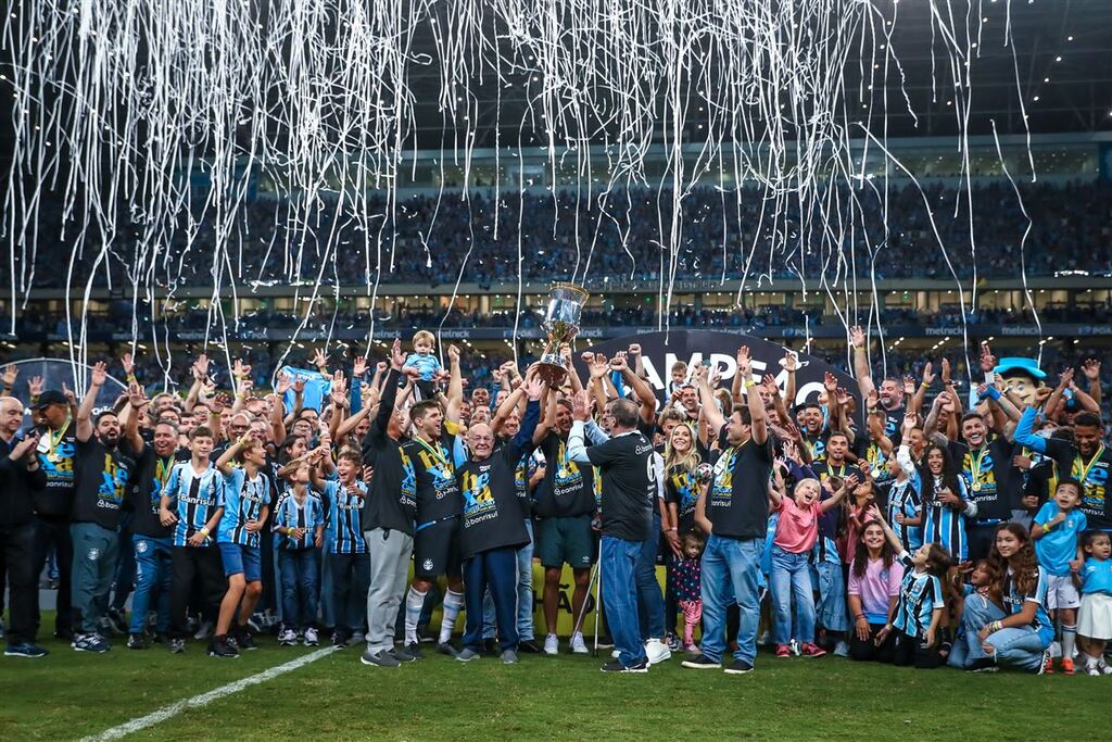 Com gol de Suárez, Grêmio é hexacampeão Gaúcho