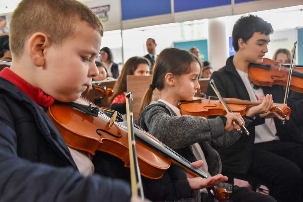 Orquestra Jovem Recanto Maestro está com inscrições gratuitas abertas para novos alunos da região